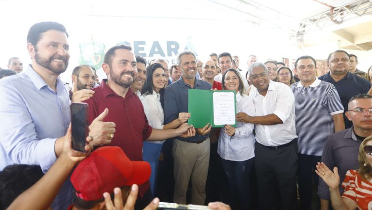 Governador Elmano anuncia retomada das obras da Rodoviária e Regional do Detran em Icó - Cn7