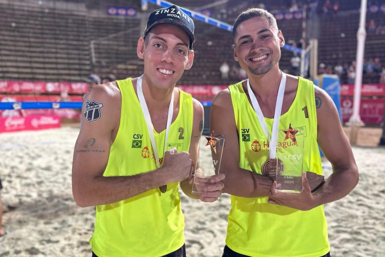 Representantes do Ceará, Mateus e Adelmo conquistam bronze no Circuito Sul-Americano