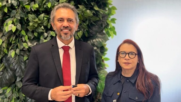 Elmano anuncia convocação de mais 357 aprovados em concurso da Sesa