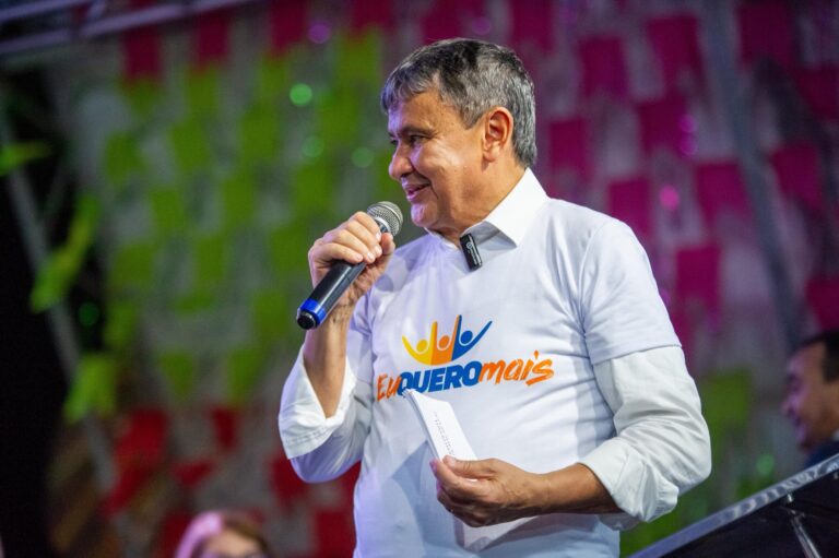 Wellington Dias participa de lançamento de programa durante o São João de Maracanaú